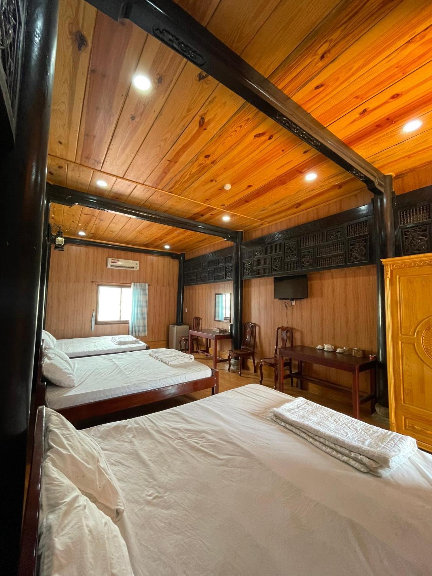 Khach San Huong Xua Hotel Hà Tiên Buitenkant foto