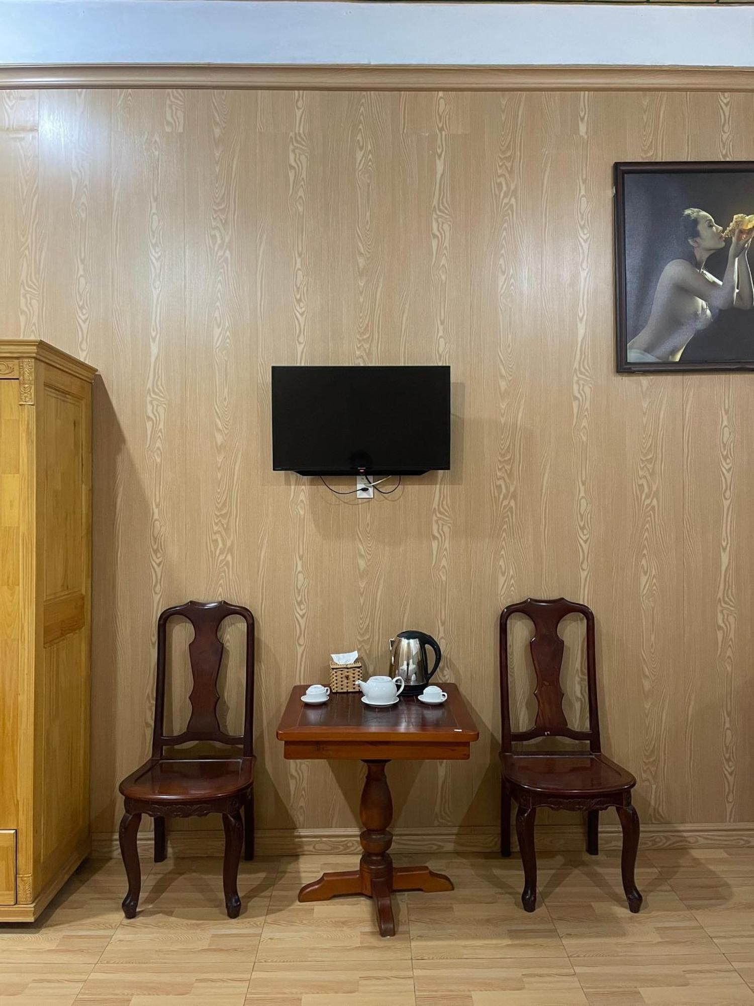 Khach San Huong Xua Hotel Hà Tiên Buitenkant foto